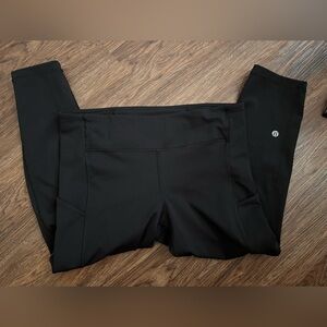 Black cropped lululemon leggings size 8